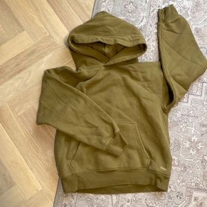Green Aritzia hoodie